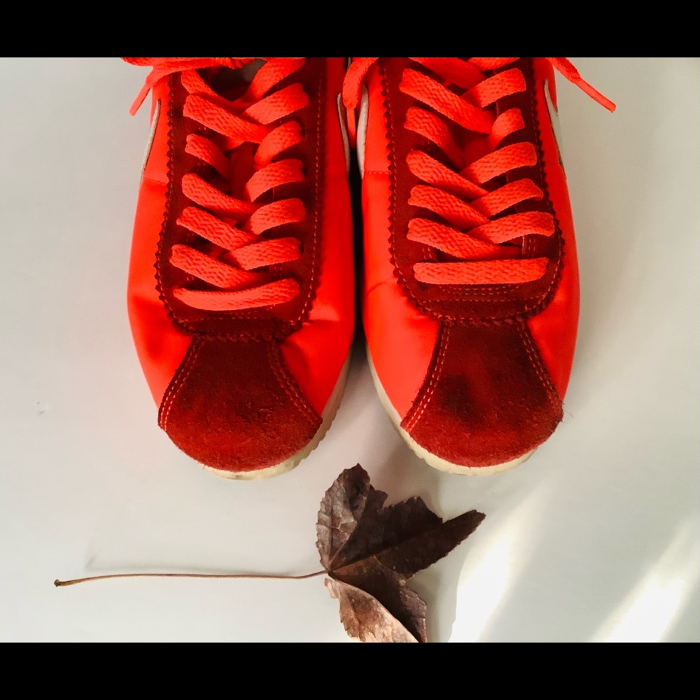 Nike Cortez classic style suede leather red